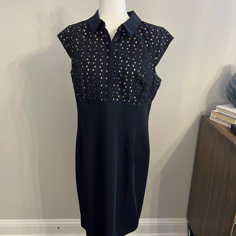 Ann Taylor Sheath Dress. Navy. Size 12. Collar, Zipper back.